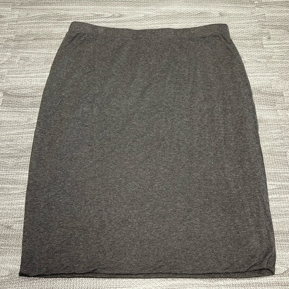 New York & Company Dark Grey Knee Length Skirt - Women’s Size S